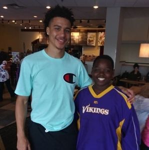 Meet your Posher, Thomas